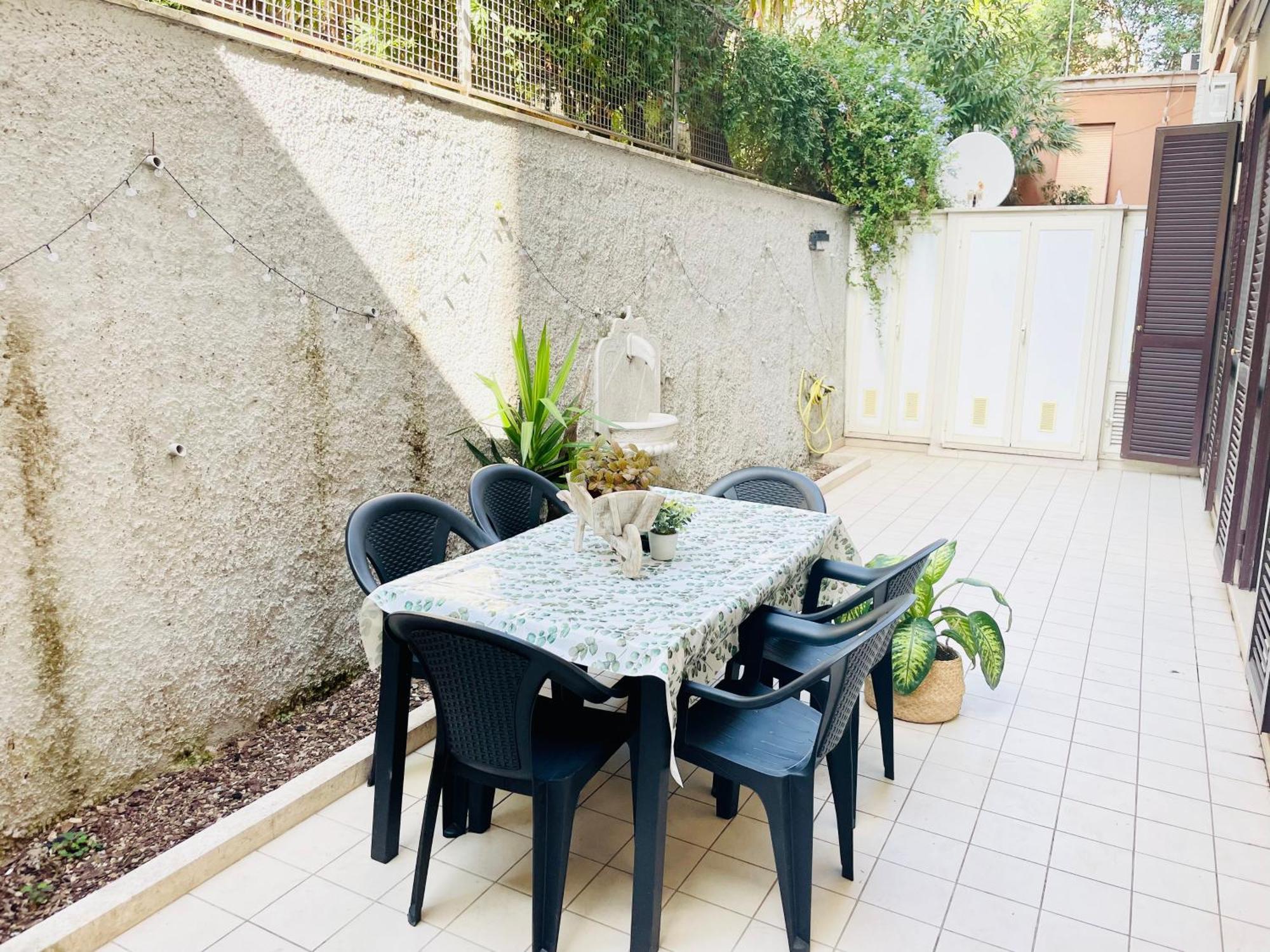 Holiday Homes Rome - Green Apartment S Camillo - Near Trastevere Екстериор снимка